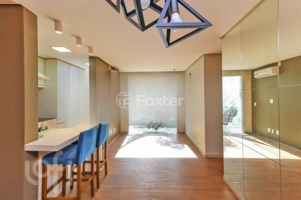 Apartamento à venda com 3 quartos, 68m² - Foto 2