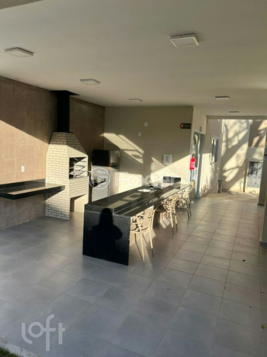 Apartamento à venda com 2 quartos, 38m² - Foto 29