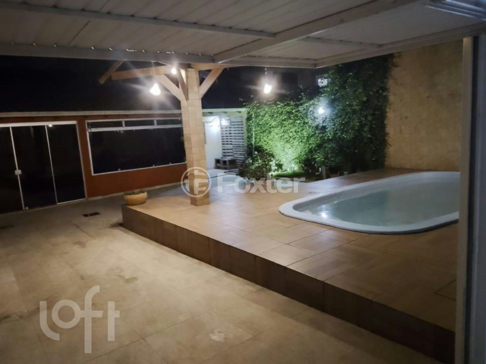 Casa à venda com 4 quartos, 250m² - Foto 12