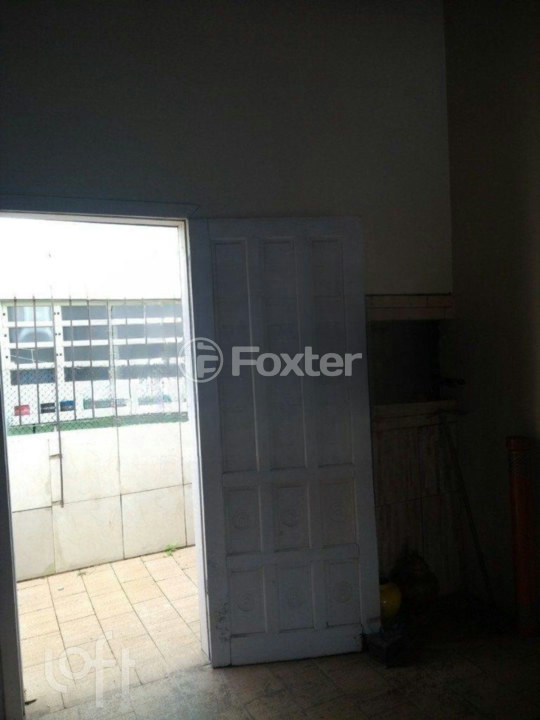 Casa à venda com 2 quartos, 100m² - Foto 17