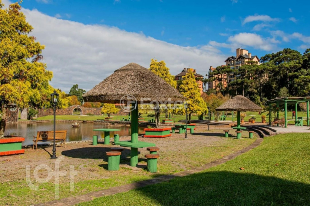 Casa de Condomínio à venda com 4 quartos, 216m² - Foto 34