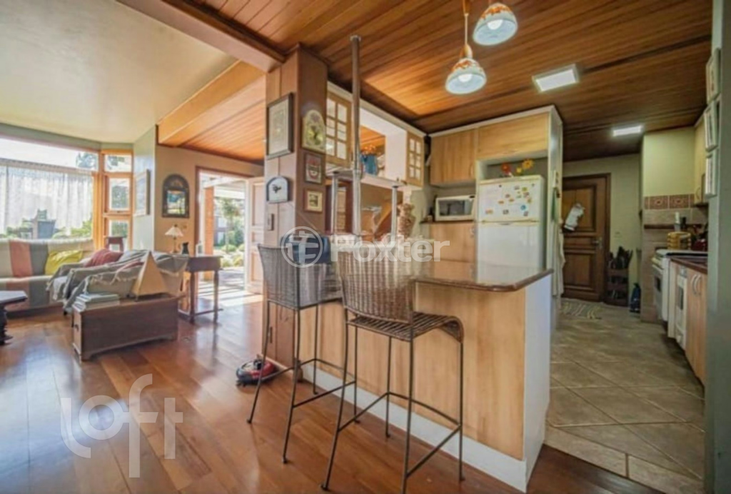 Casa de Condomínio à venda com 4 quartos, 216m² - Foto 4