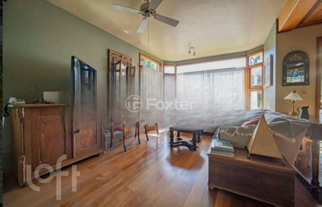 Casa de Condomínio à venda com 4 quartos, 216m² - Foto 2