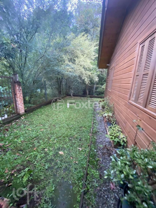 Casa à venda com 2 quartos, 79m² - Foto 6