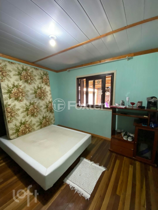 Casa à venda com 5 quartos, 270m² - Foto 8