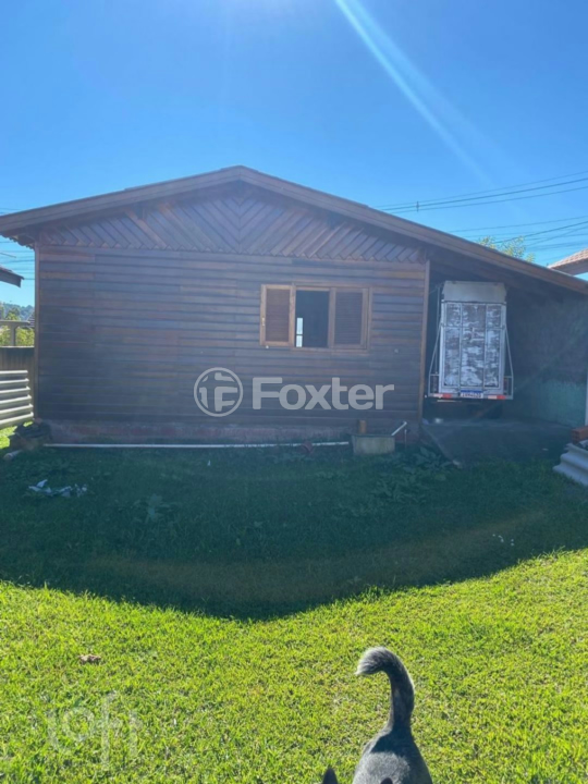 Casa à venda com 2 quartos, 66m² - Foto 1