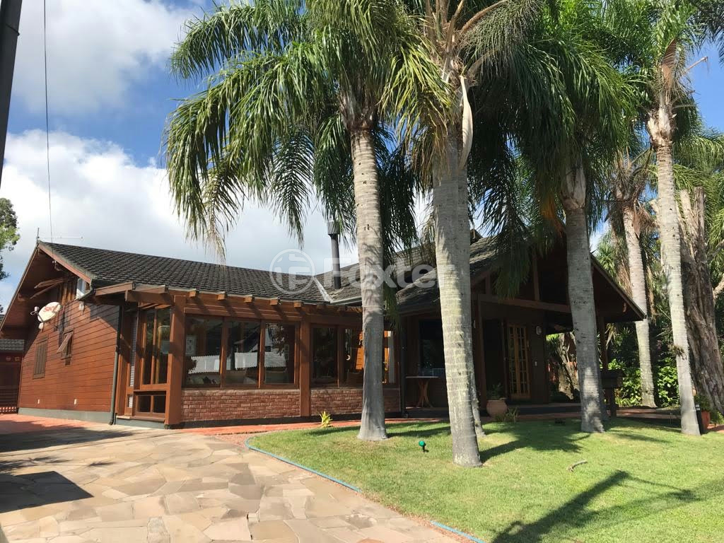 Casa de Condomínio à venda com 3 quartos, 800m² - Foto 1