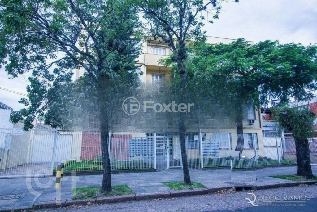 Apartamento à venda com 2 quartos, 39m² - Foto 13