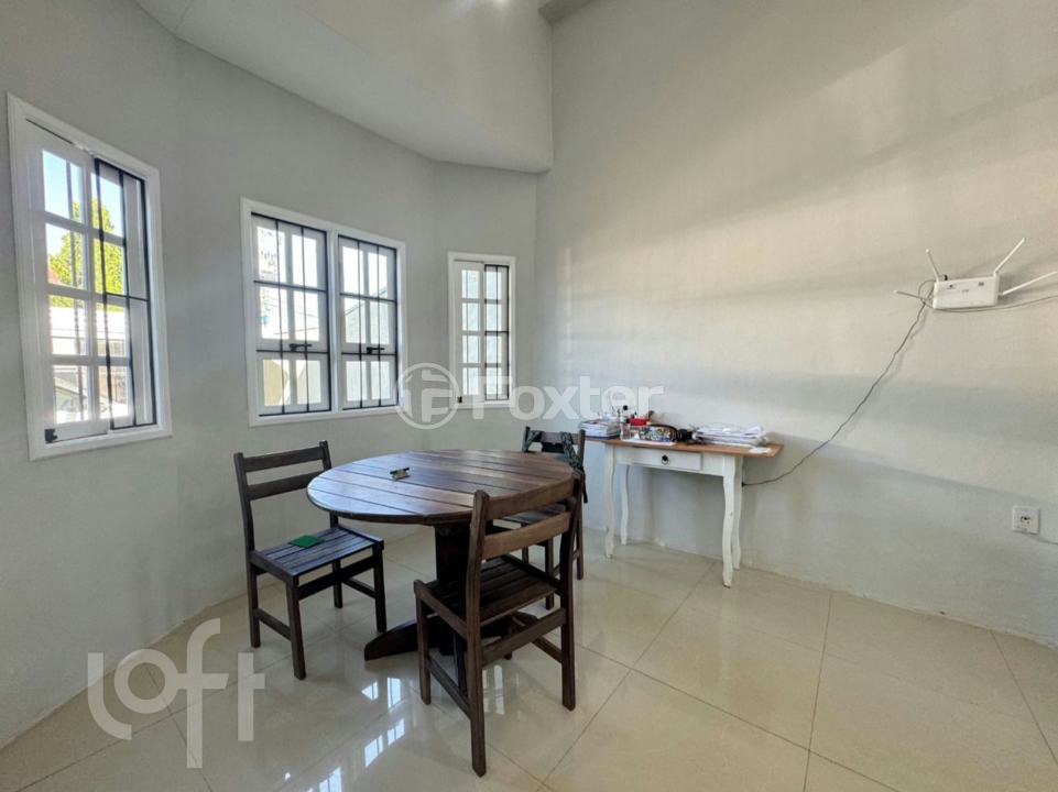 Casa à venda com 3 quartos, 174m² - Foto 3