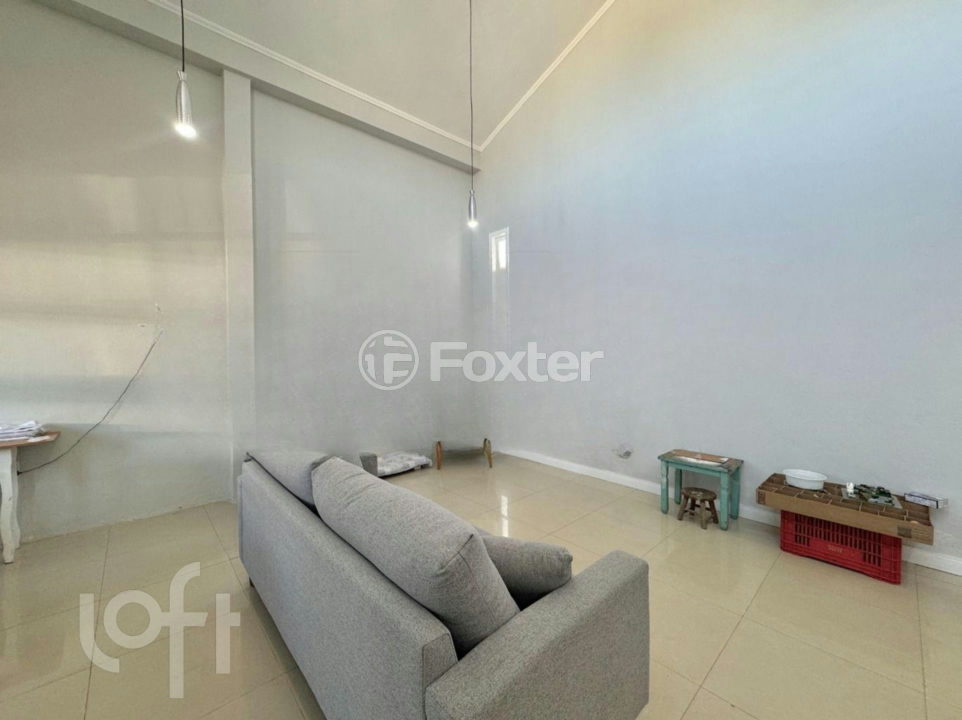 Casa à venda com 3 quartos, 174m² - Foto 2