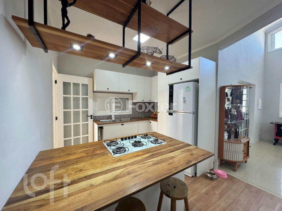 Casa à venda com 3 quartos, 174m² - Foto 7
