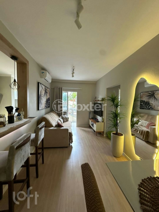 Apartamento à venda com 2 quartos, 57m² - Foto 1