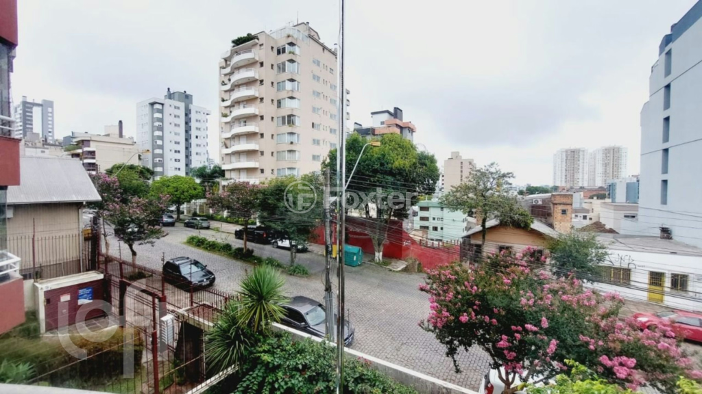Apartamento à venda com 3 quartos, 101m² - Foto 11