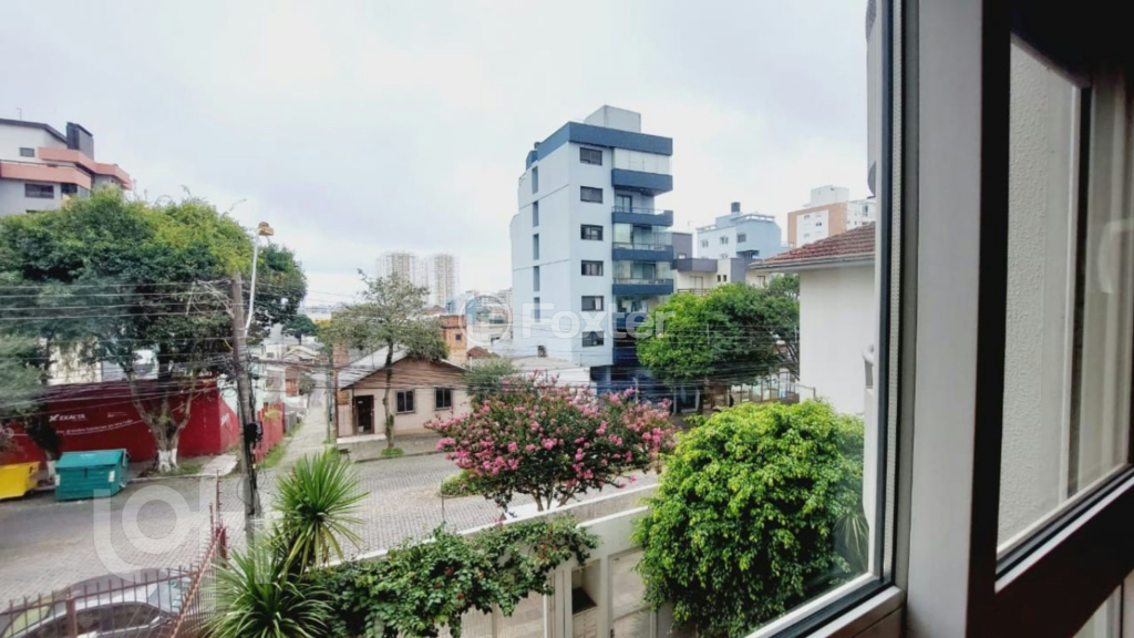 Apartamento à venda com 3 quartos, 101m² - Foto 12