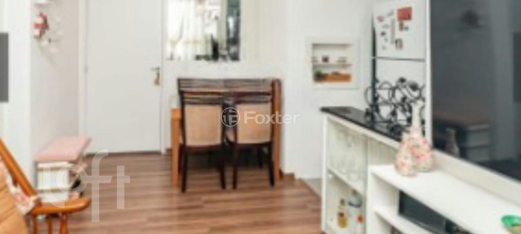 Apartamento à venda com 2 quartos, 40m² - Foto 11