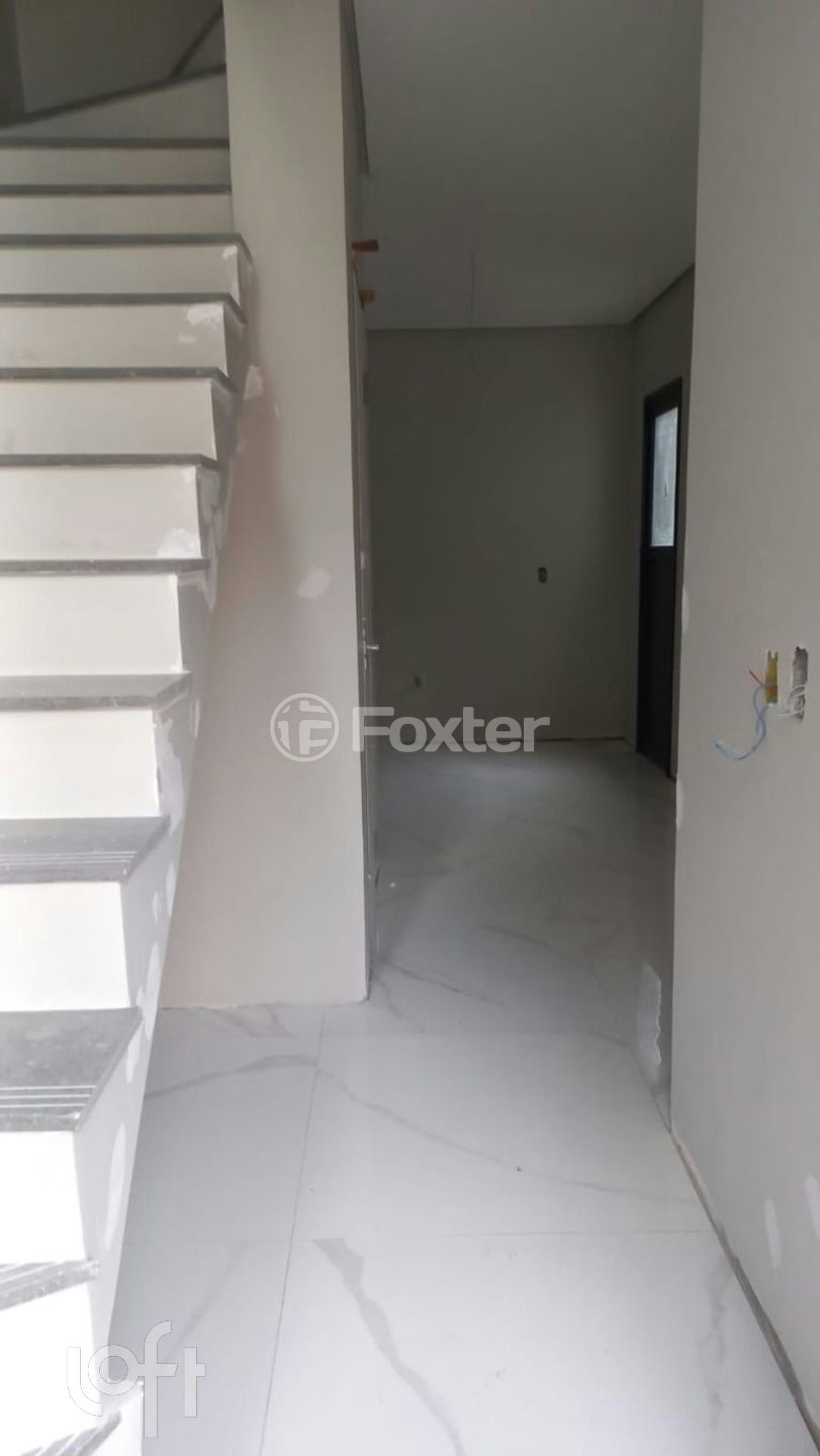 Casa à venda com 2 quartos, 59m² - Foto 4
