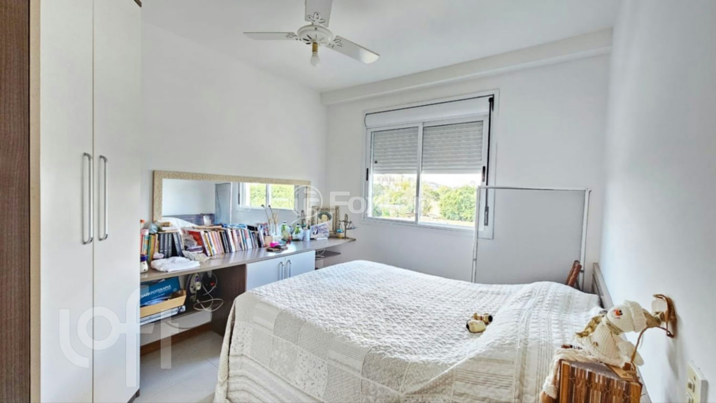 Apartamento à venda com 2 quartos, 66m² - Foto 4