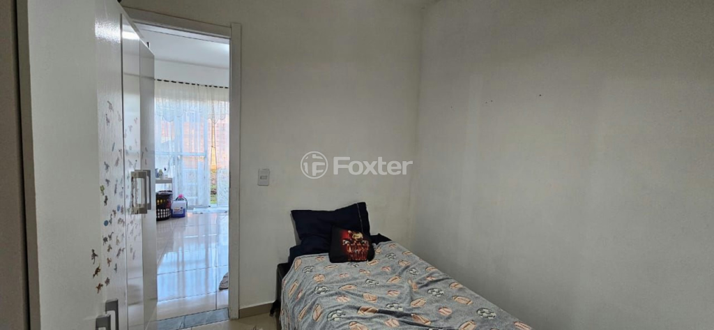 Casa à venda com 3 quartos, 70m² - Foto 15