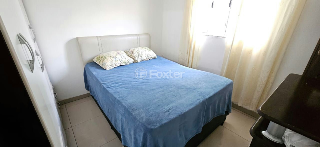 Casa à venda com 3 quartos, 70m² - Foto 6