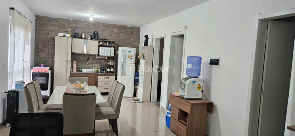 Casa à venda com 3 quartos, 70m² - Foto 3