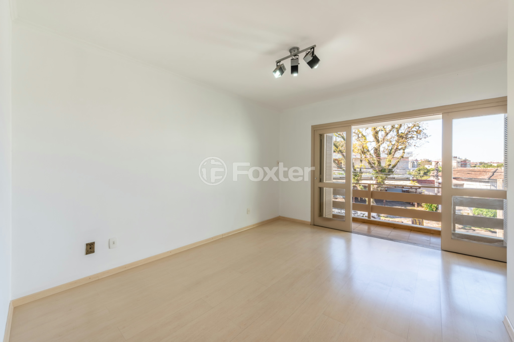 Casa à venda com 4 quartos, 200m² - Foto 8