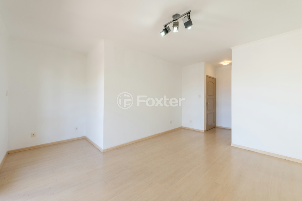 Casa à venda com 4 quartos, 200m² - Foto 7