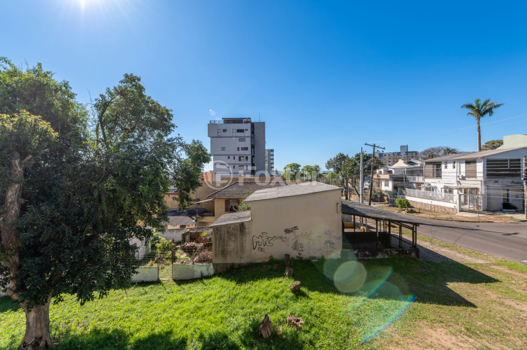 Casa à venda com 4 quartos, 200m² - Foto 13
