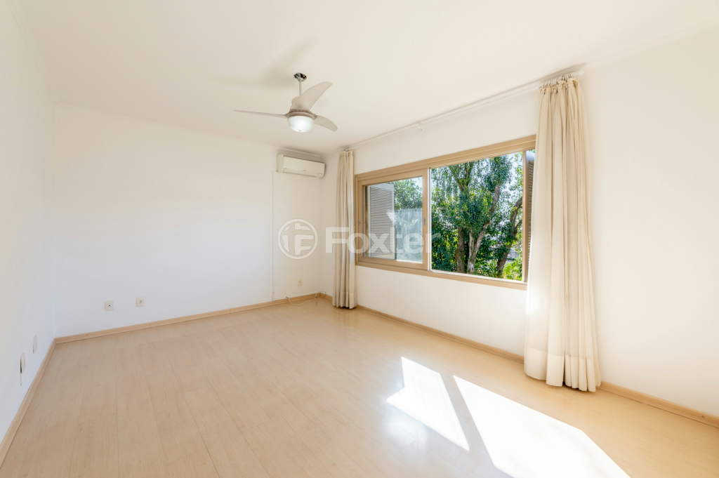 Casa à venda com 4 quartos, 200m² - Foto 21