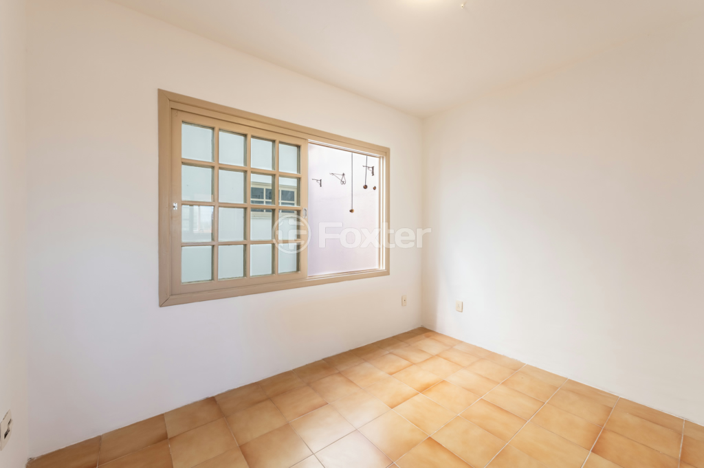 Casa à venda com 4 quartos, 200m² - Foto 27