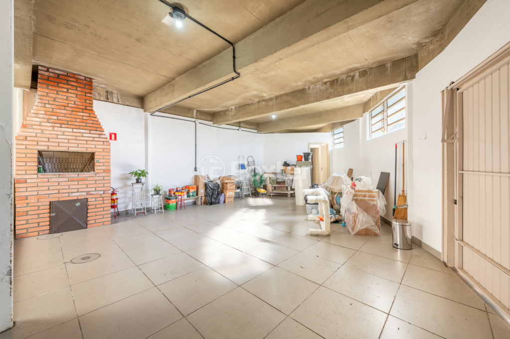Casa à venda com 4 quartos, 200m² - Foto 30