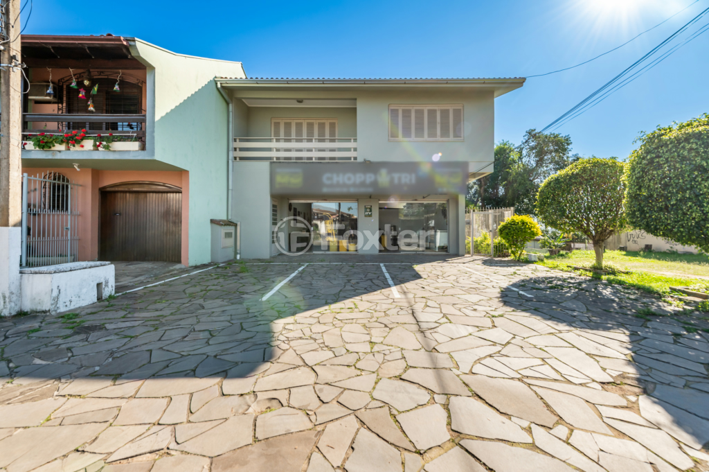 Casa à venda com 4 quartos, 200m² - Foto 37