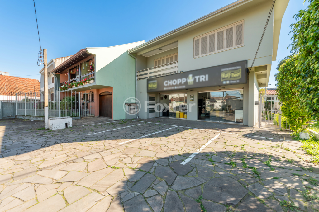 Casa à venda com 4 quartos, 200m² - Foto 38