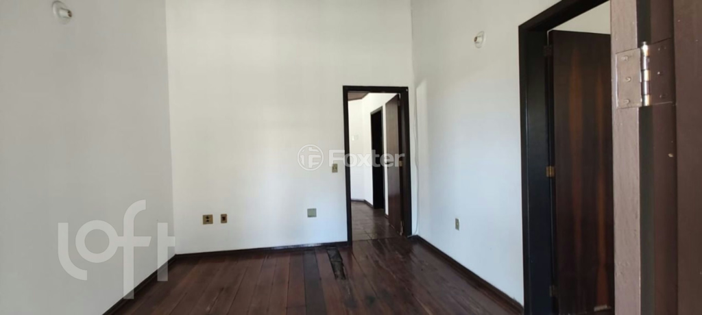 Casa à venda com 3 quartos, 138m² - Foto 4