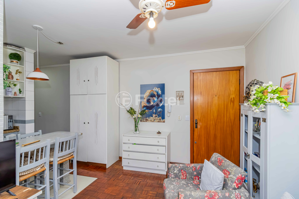 Apartamento à venda com 2 quartos, 51m² - Foto 18