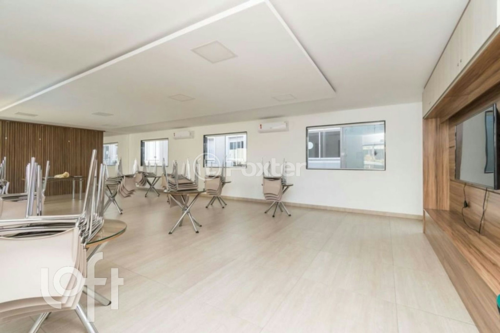 Apartamento à venda com 2 quartos, 44m² - Foto 21