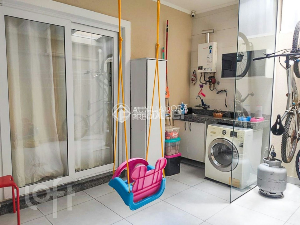Casa à venda com 2 quartos, 93m² - Foto 3