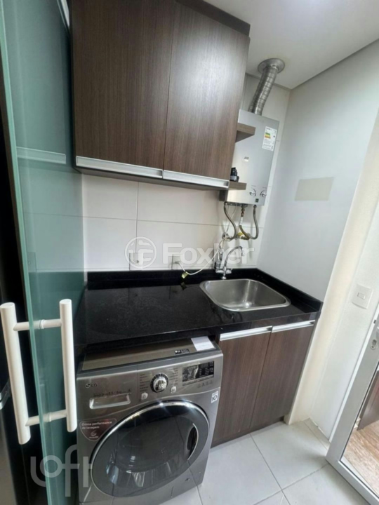 Apartamento à venda com 2 quartos, 67m² - Foto 6