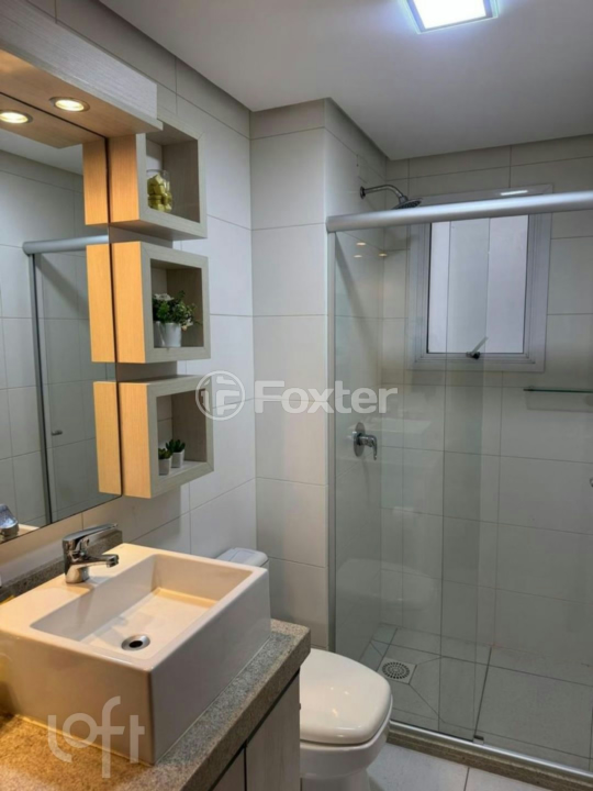 Apartamento à venda com 2 quartos, 67m² - Foto 3