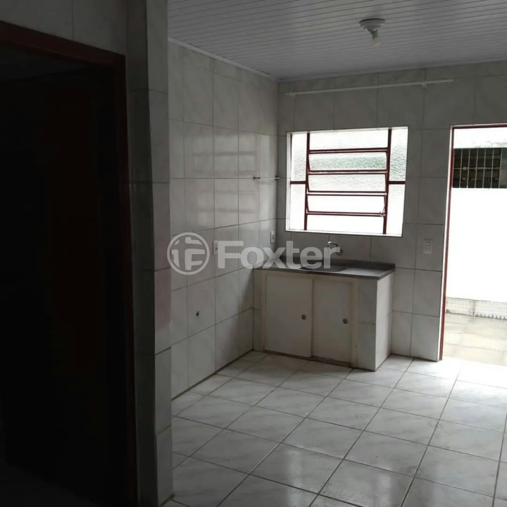 Casa à venda com 3 quartos, 220m² - Foto 7