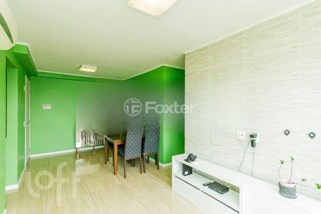 Apartamento à venda com 3 quartos, 70m² - Foto 2