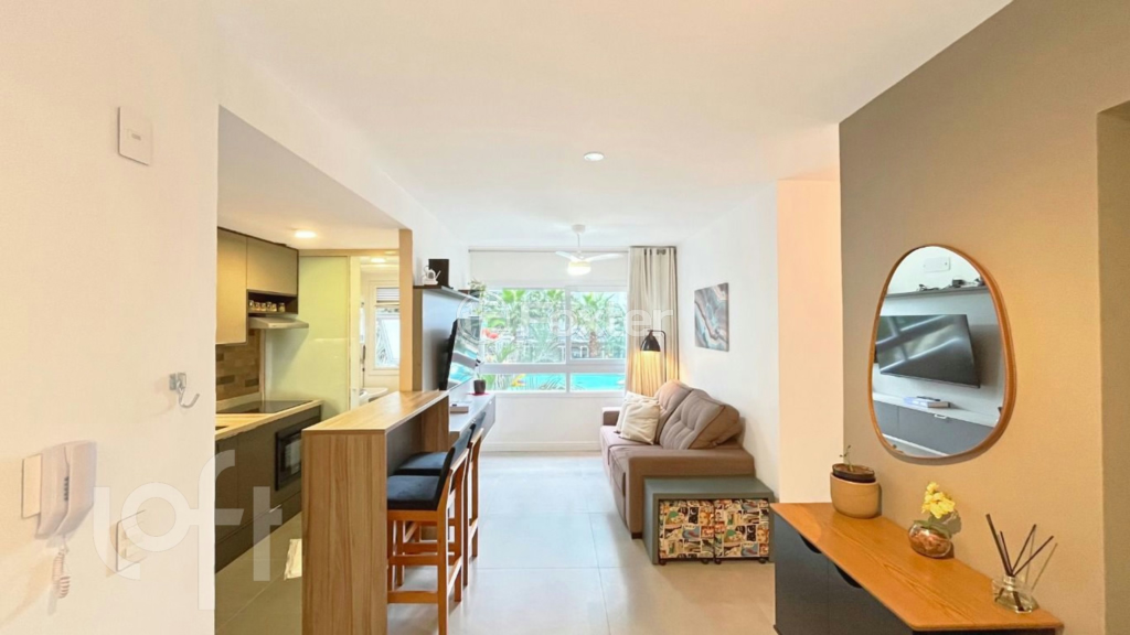 Apartamento à venda com 3 quartos, 67m² - Foto 1