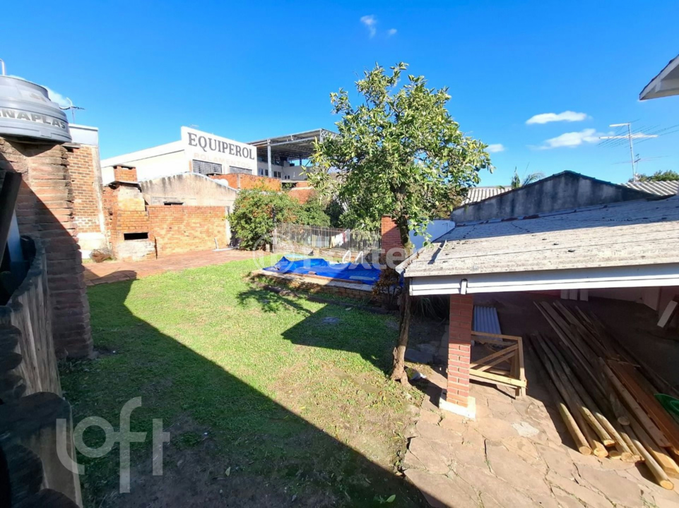 Casa à venda com 6 quartos, 362m² - Foto 34