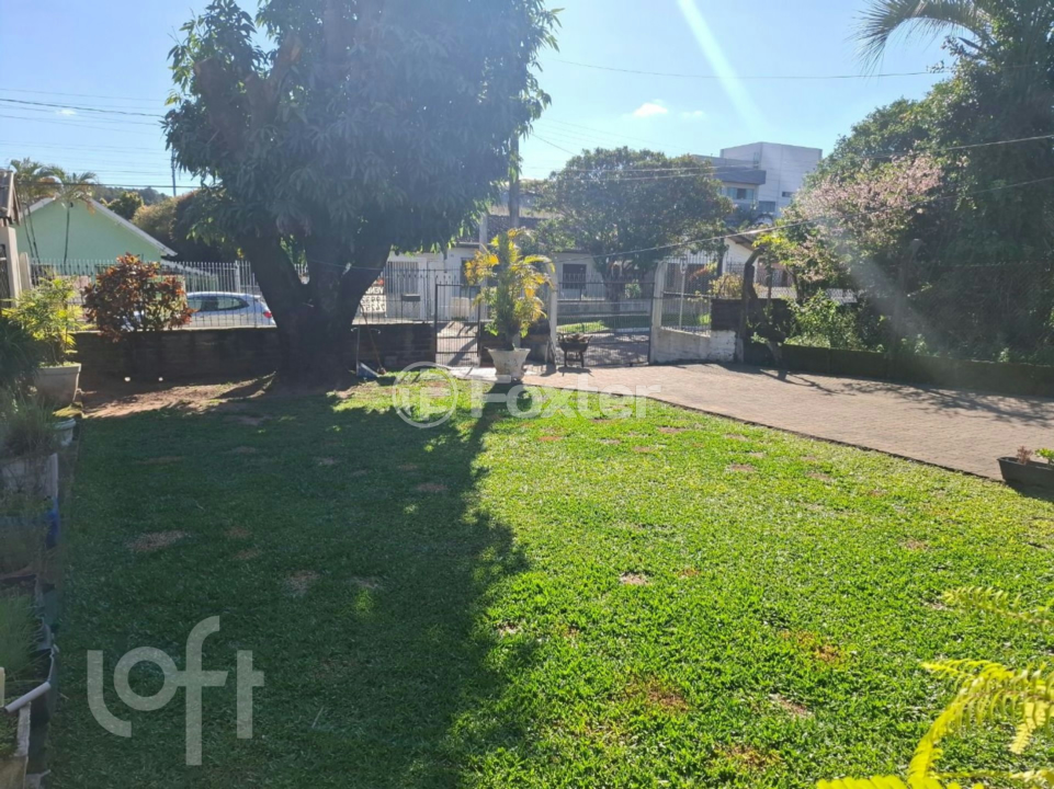 Casa à venda com 6 quartos, 362m² - Foto 3