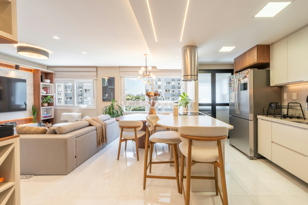 Apartamento à venda com 2 quartos, 67m² - Foto 2