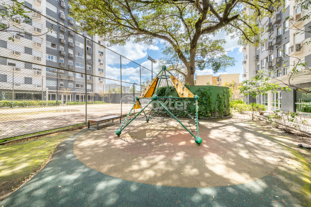 Apartamento à venda com 2 quartos, 67m² - Foto 8