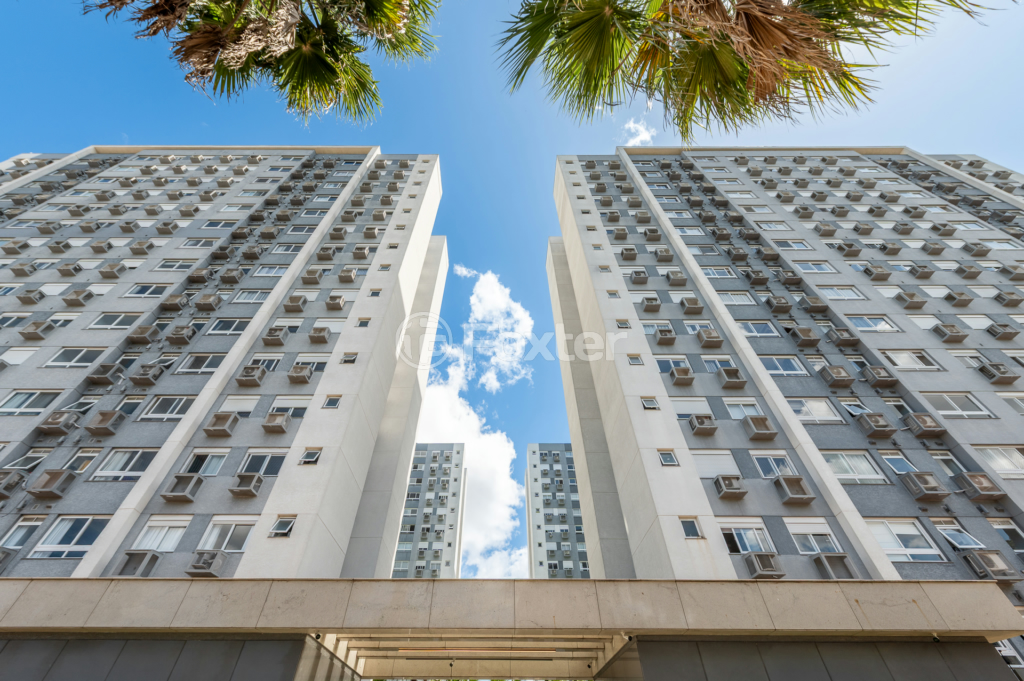 Apartamento à venda com 2 quartos, 67m² - Foto 16