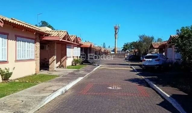 Casa de Condomínio à venda com 2 quartos, 7809m² - Foto 1