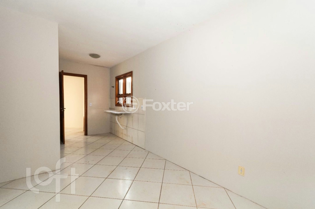 Casa à venda com 3 quartos, 61m² - Foto 5