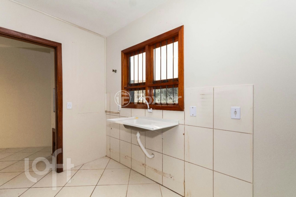 Casa à venda com 3 quartos, 61m² - Foto 7