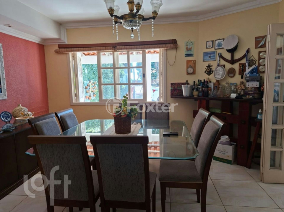 Casa à venda com 4 quartos, 162m² - Foto 1